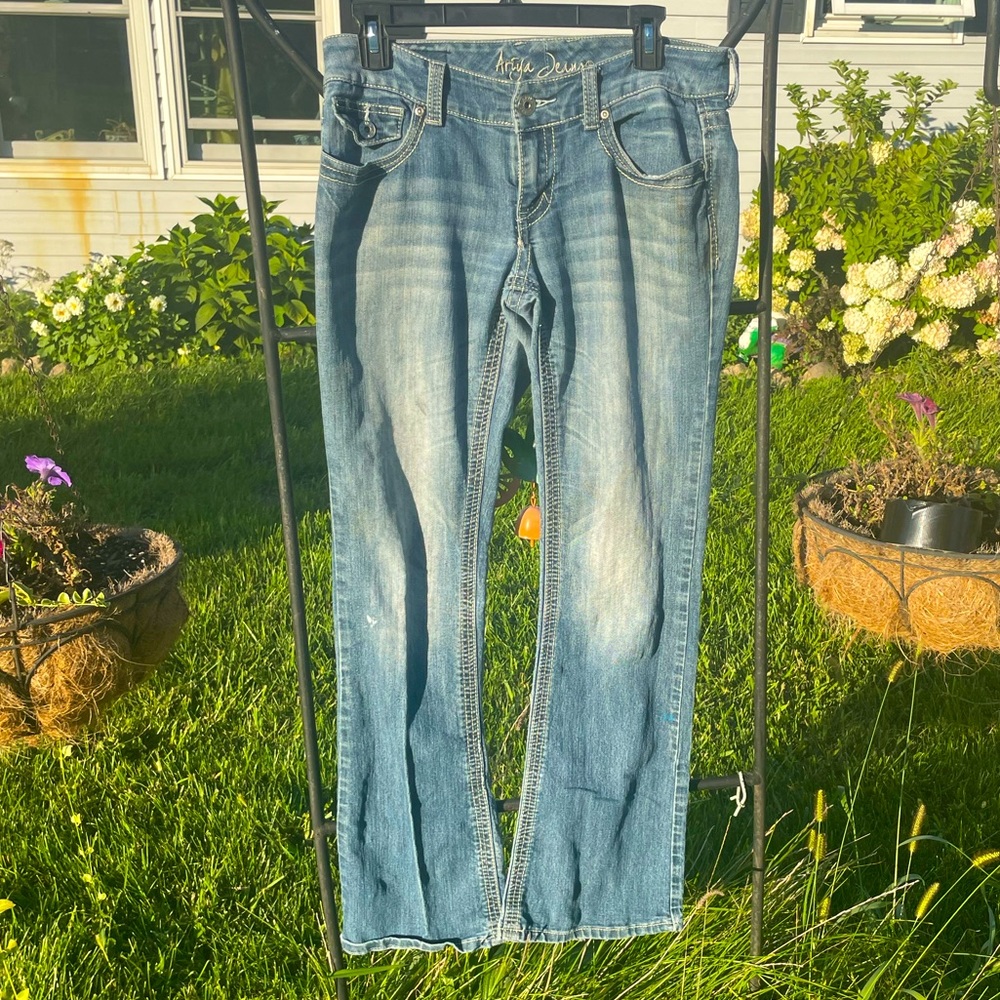 (2for$10) Aryia Bootcut Jeans!